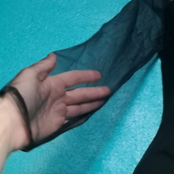 COPY - Transparent sleeved top - Picture 3 of 3